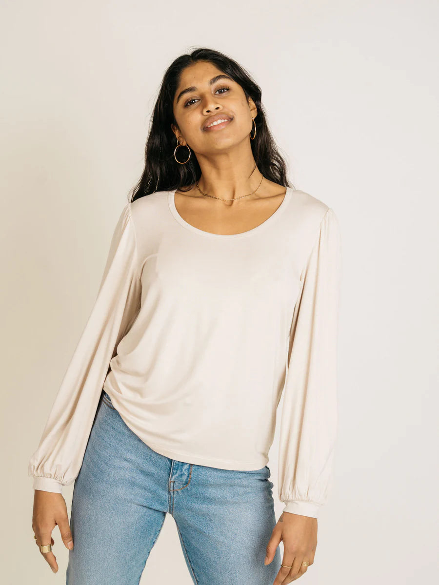 'SOL' Tee | Garlic