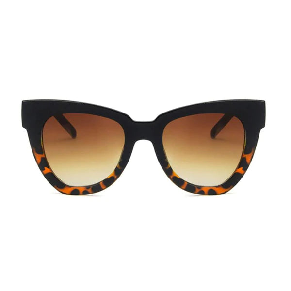 'Hayley' |  Shady Lady
