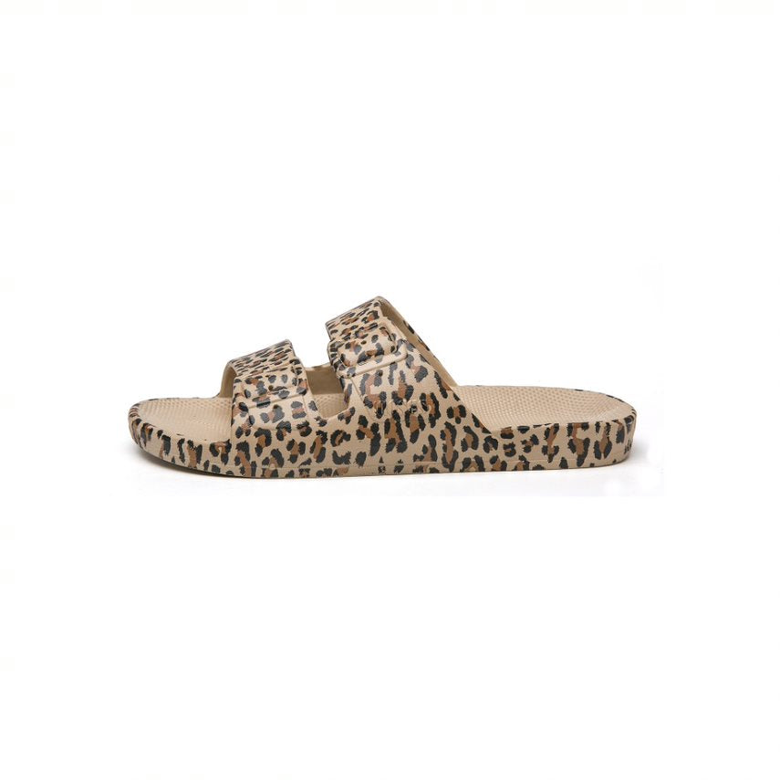 Freedom Moses Slides  |  Wildcat Sands